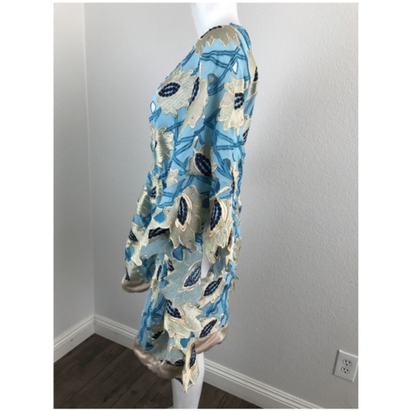 SAKARA Bola Tito Top Floral Blue beach Coverup - Picture 7 of 7